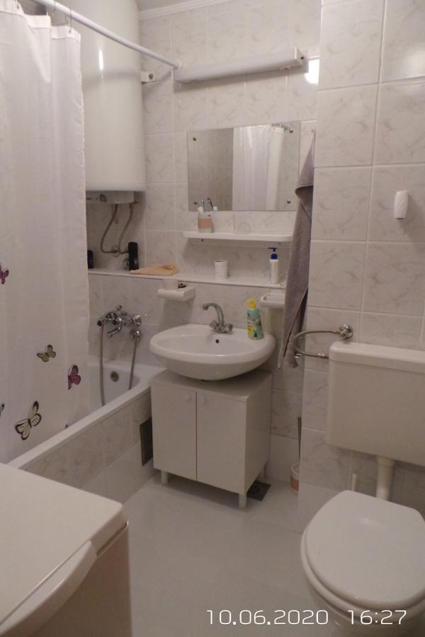Walk Apartment Вуковар Екстериор снимка